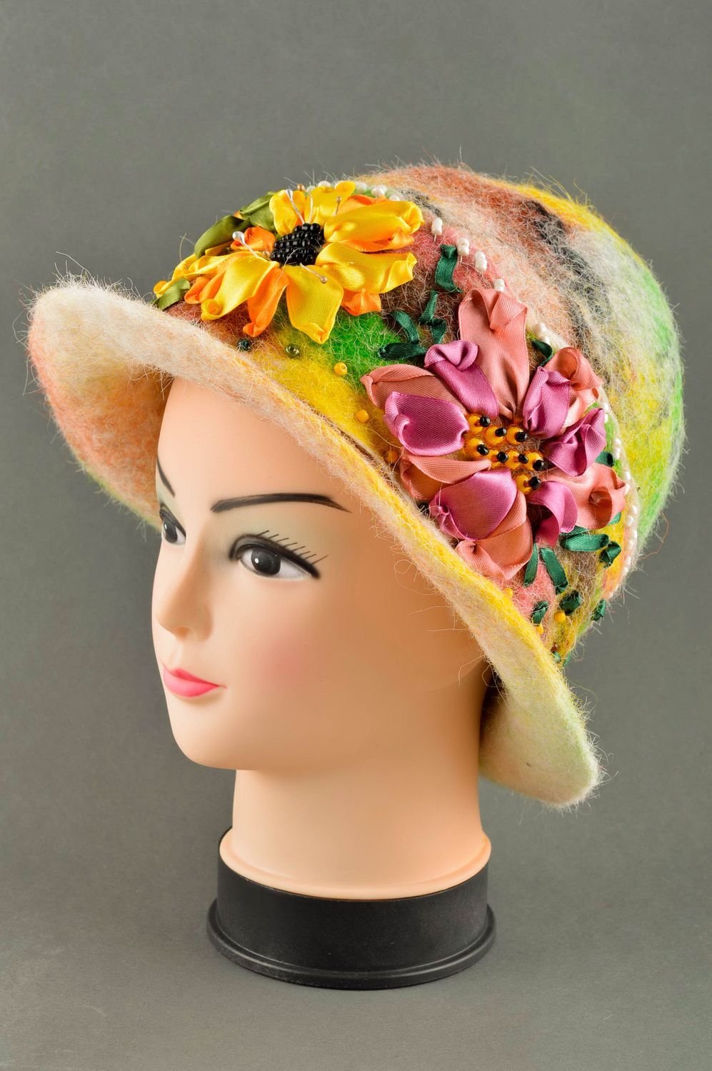 Модная шляпка ручной работы женский головной убор шляпа с полями головной убор фото 1
