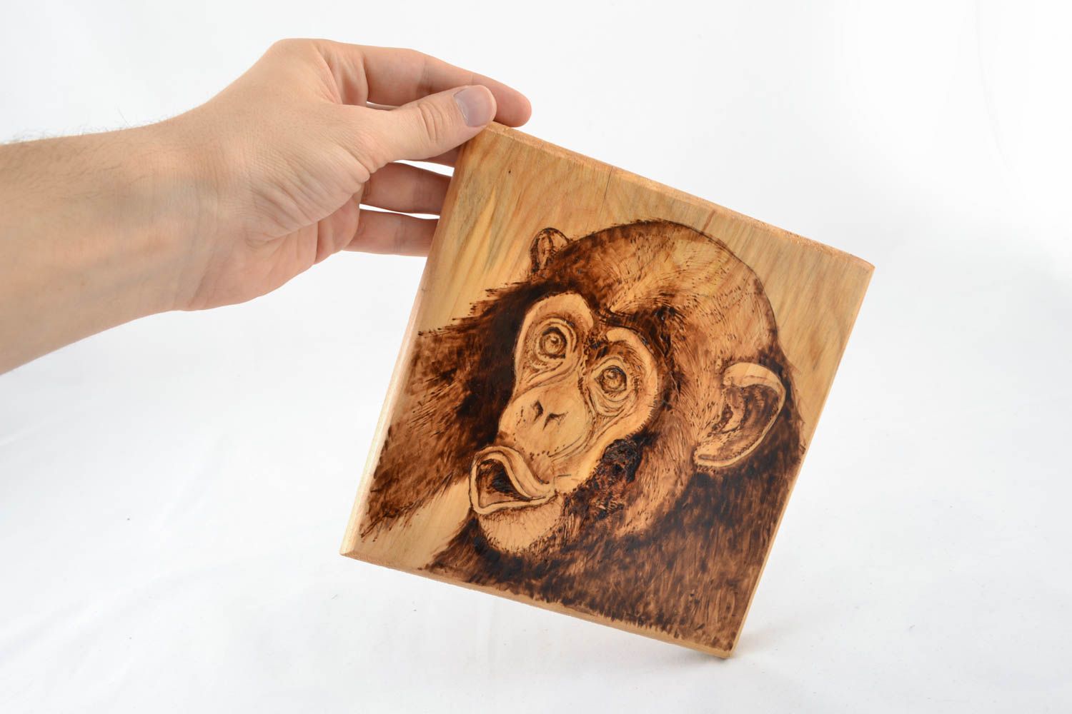 Tableau en bois fait main chimpanzé photo 3
