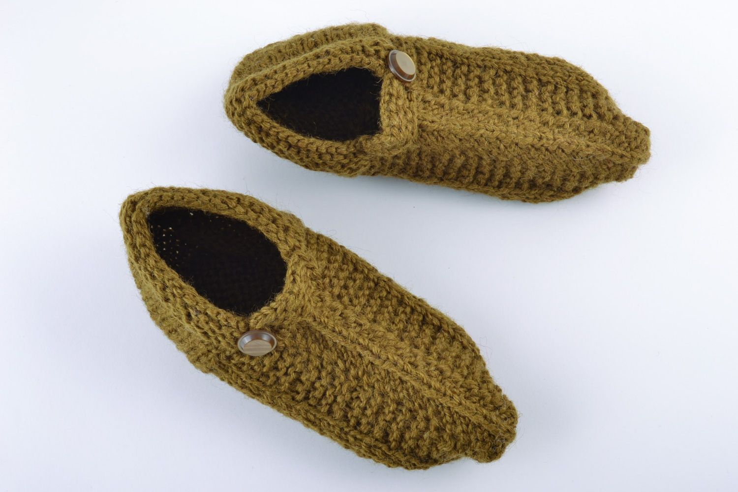 Handmade warm knitted half-woolen men's slippers of olive color 40 size photo 3