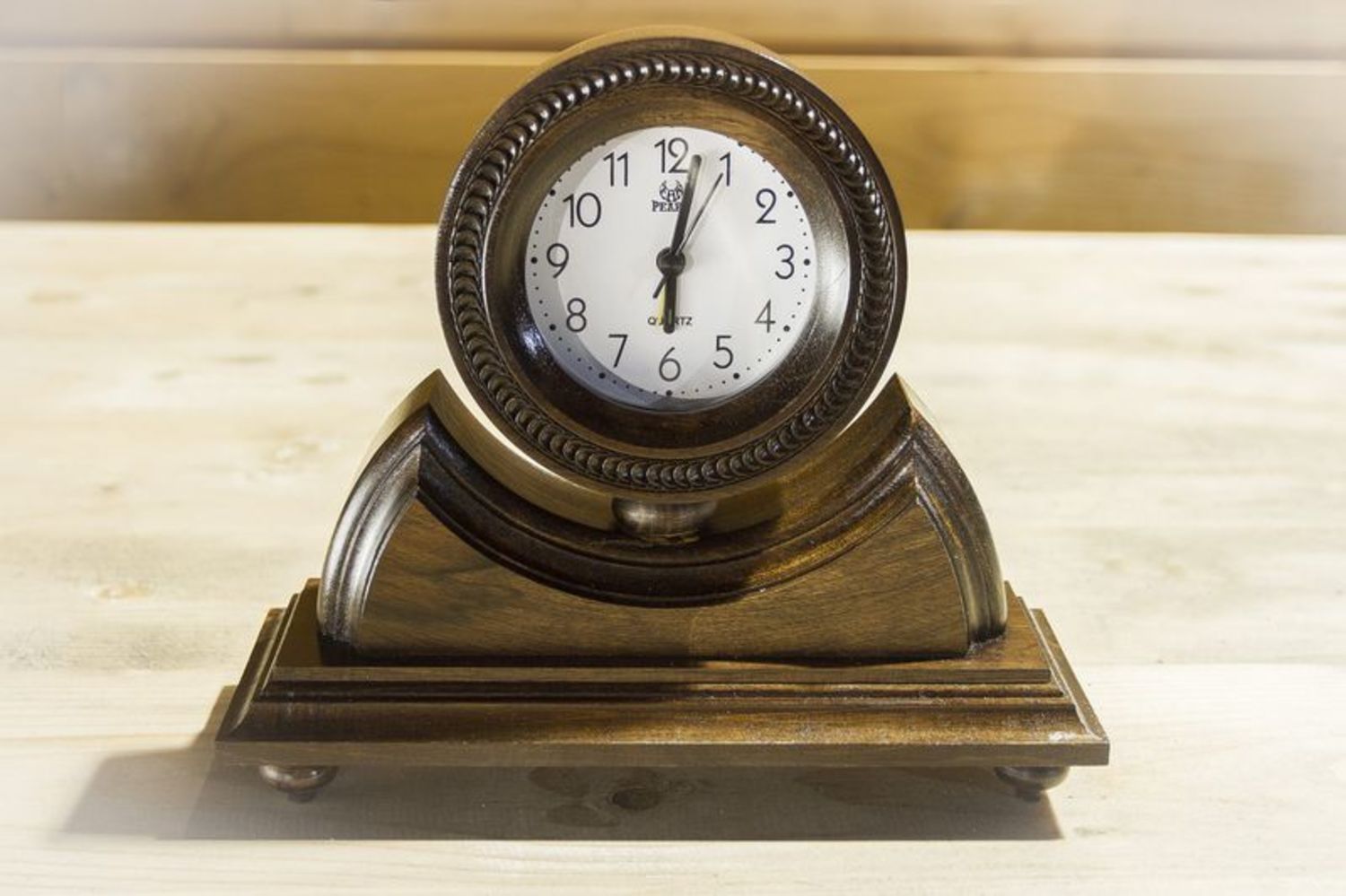 Desktop clock made of wood photo 5