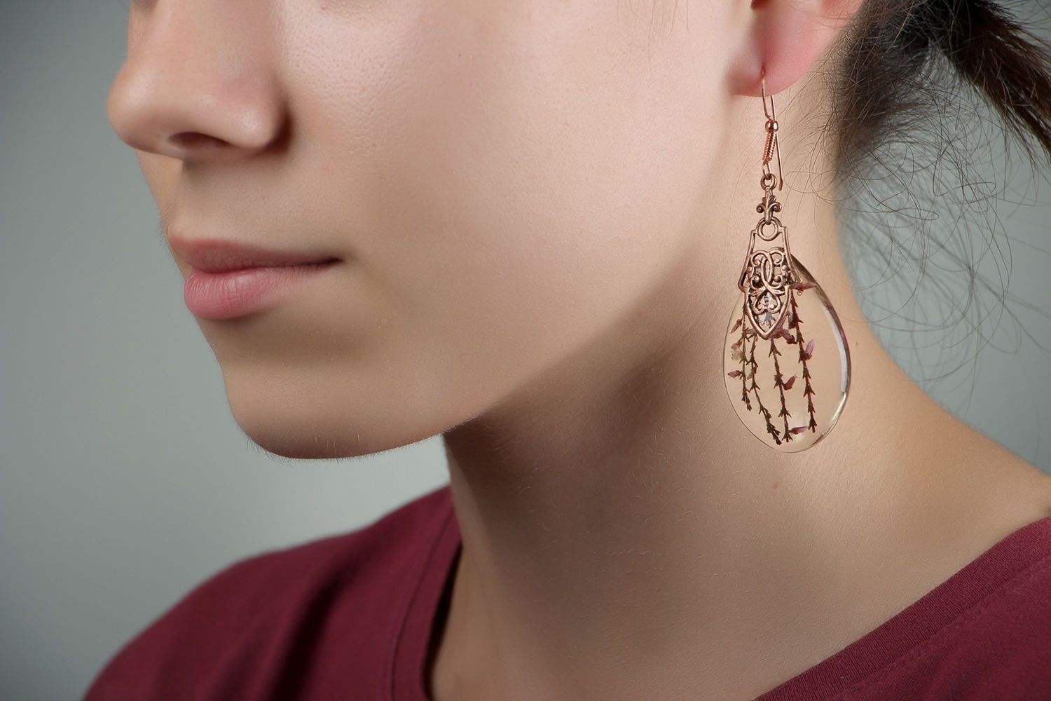 Transparent epoxy resin earrings photo 4