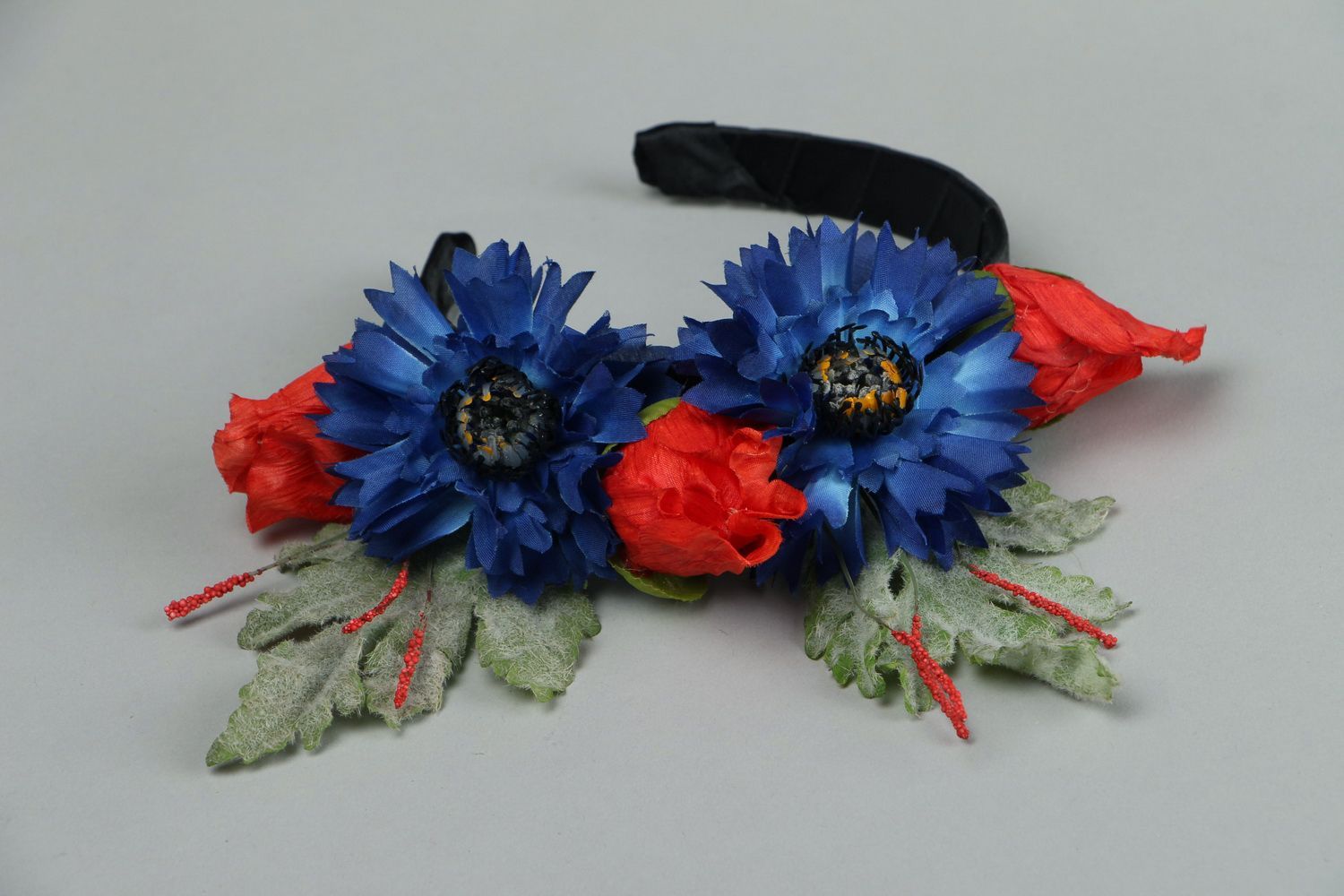 Hairband with Bachelor Buttons and Poppies photo 3