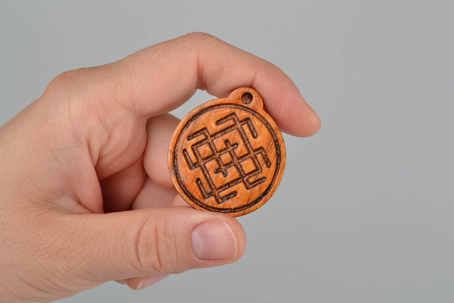 Small handmade natural acacia wood round ethnic amulet pendant Slavic symbol  photo 2