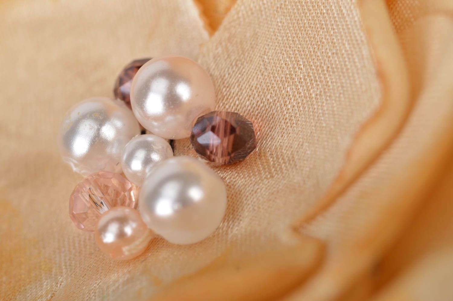 Barrette à cheveux fleur beige avec perles fantaisie faite main accessoire photo 5