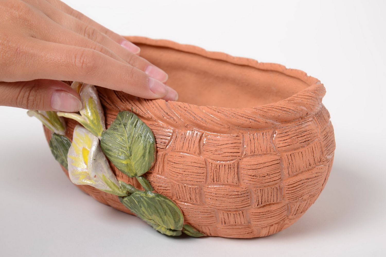 Ovale handgemachte Schüssel aus Ton mit voluminösen Blumen für Süßigkeiten foto 5