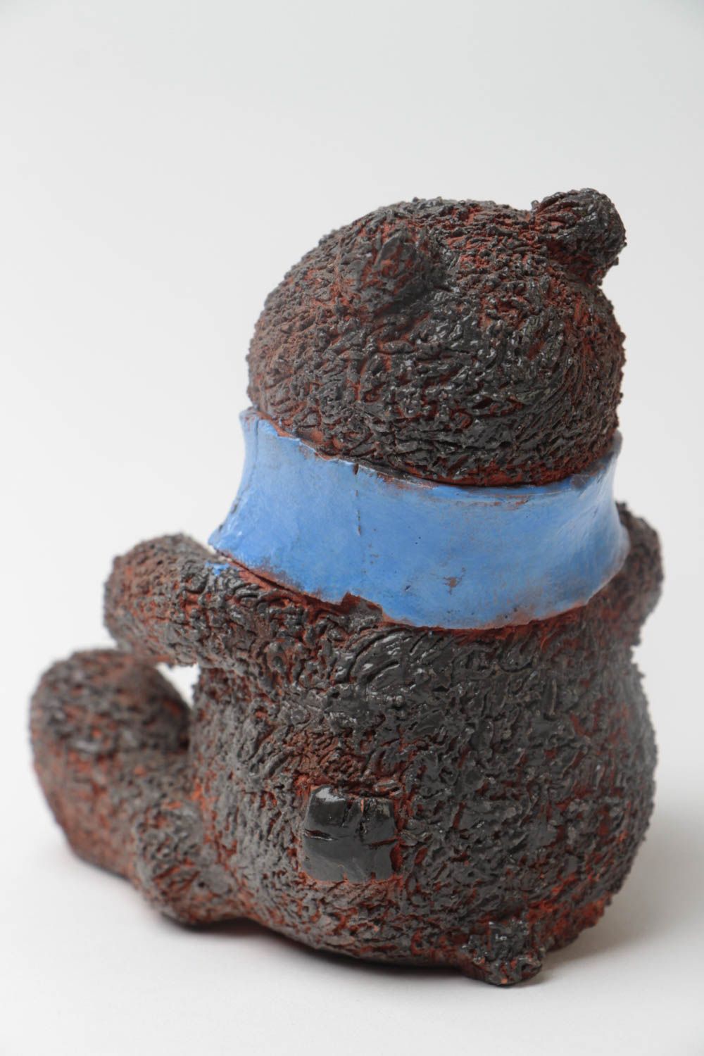 Керамическая фигурка мишки ручной работы из глины расписная для ребенка фото 4