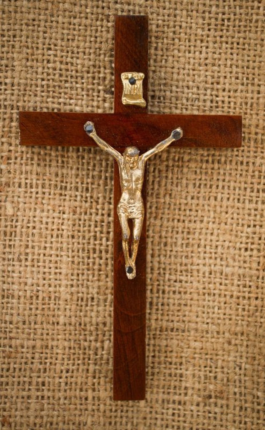 Small wall crucifix photo 5