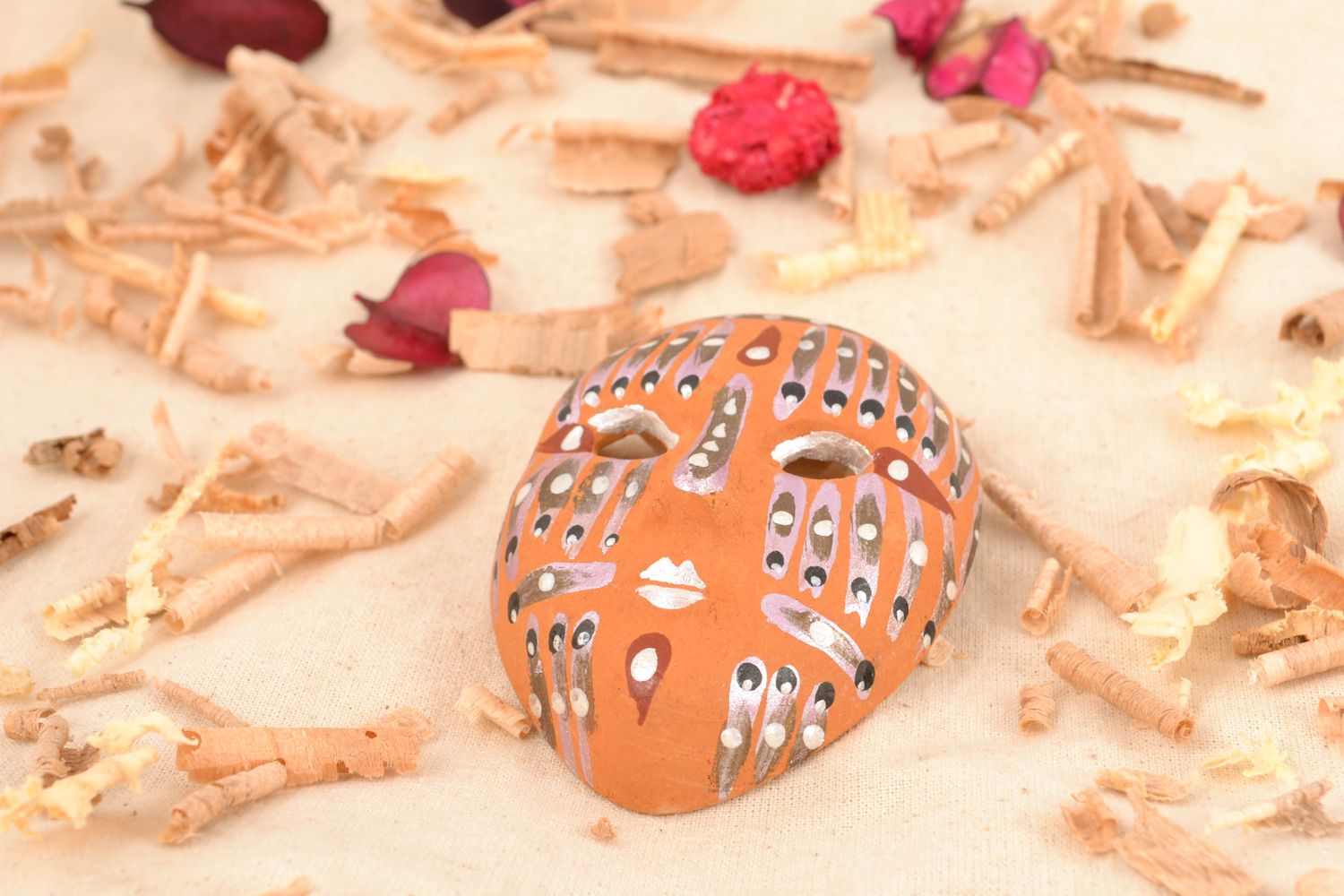 Сувенирная маска миниатюрная из глины Этно фото 2