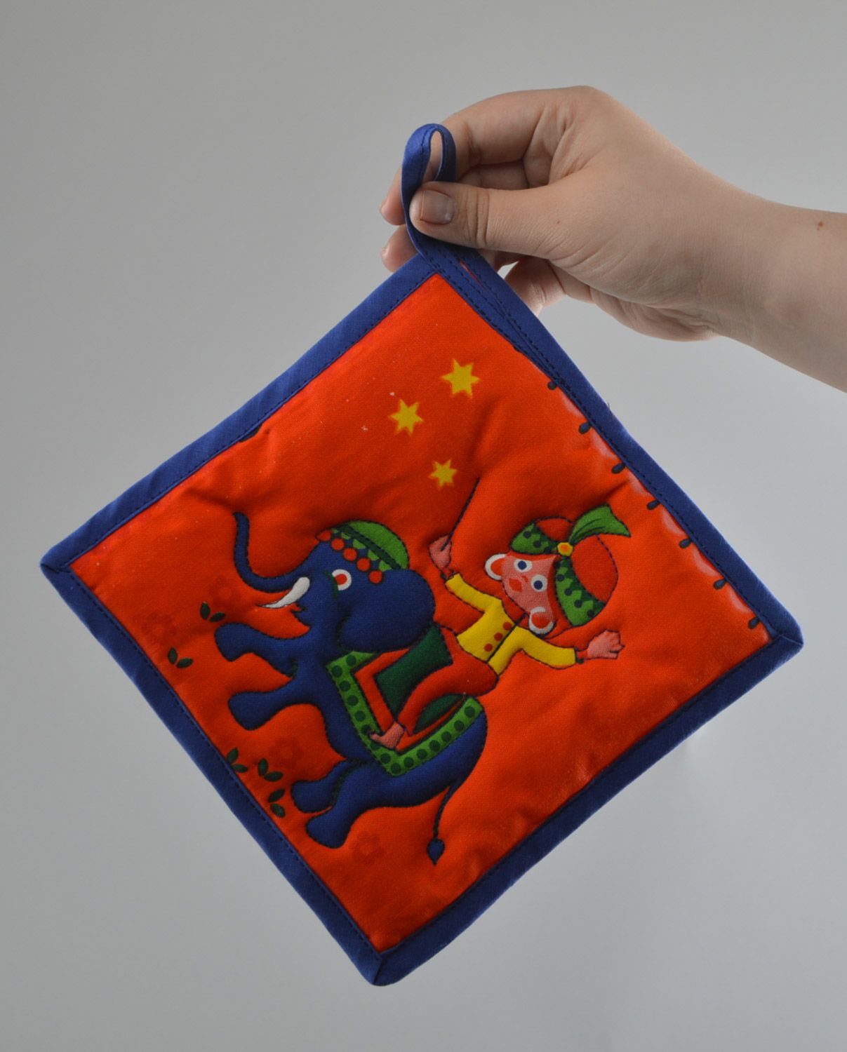 Handmade square hot pot holder sewn of cotton fabric Elephant in Circus  photo 3