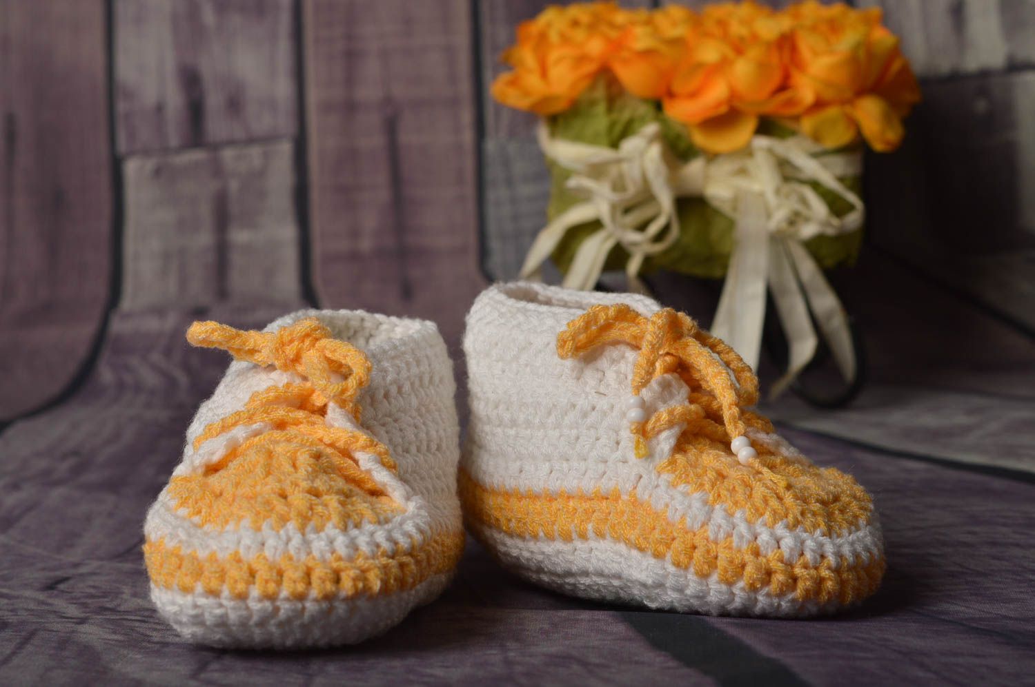 Handmade Neugeborenen Schuhe gelb weiße Babyschuhe Baby Häkelschuhe warm foto 1