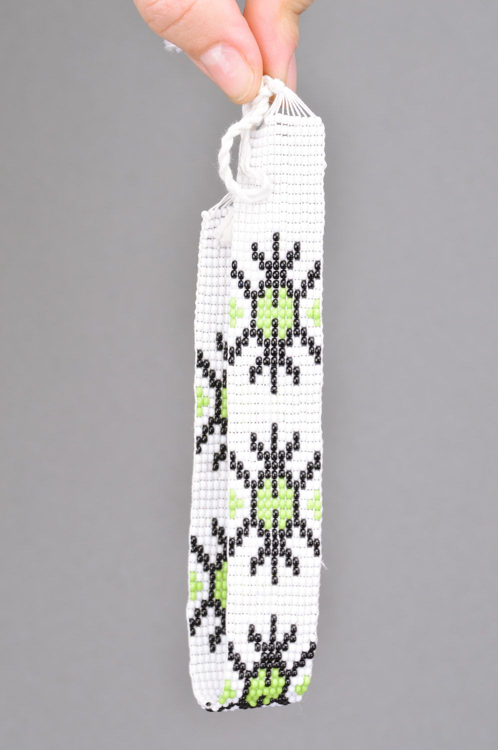 Колье ошейник из бисера в этническом стиле сплетенное вручную с завязками фото 3