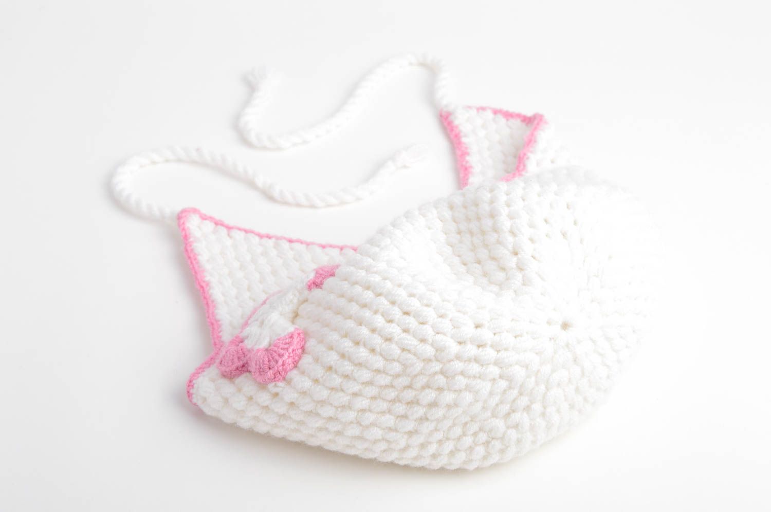 Bonnet tricot fait main Chapeau au crochet blanc rose design Vêtement fille photo 4