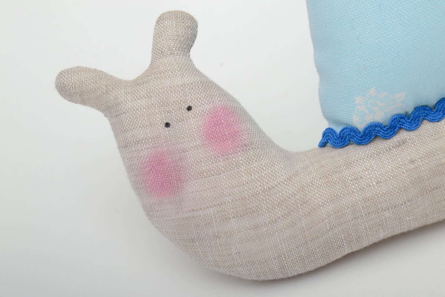 Peluche faite main escargot bleu en coton décoration d'intérieur pour enfant photo 3