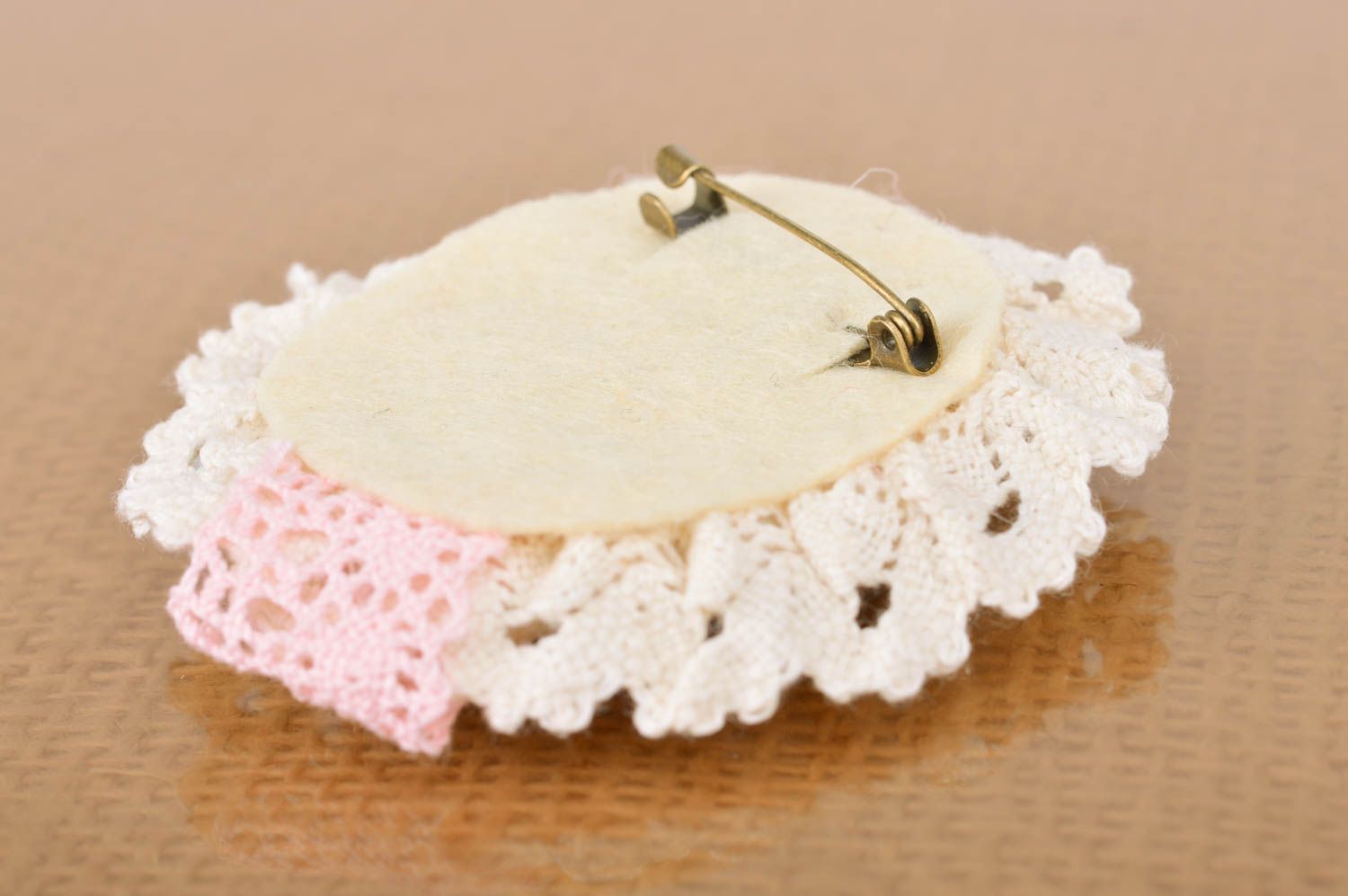 Handmade fancy small brooch with lace beads and cameo with white flower  photo 5