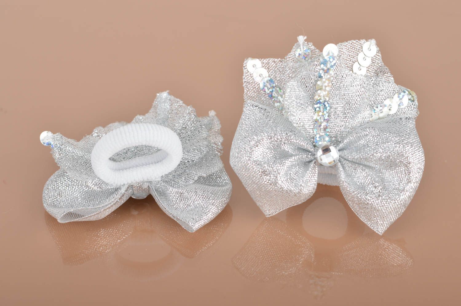 Set of handmade children's hair ties with silver colored bows with rhinestones photo 5