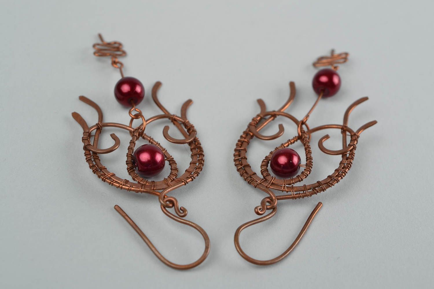 Wire Wrap Ohrringe aus Kupfer mit Glaskugeln groß lang handmade in Braun  foto 5