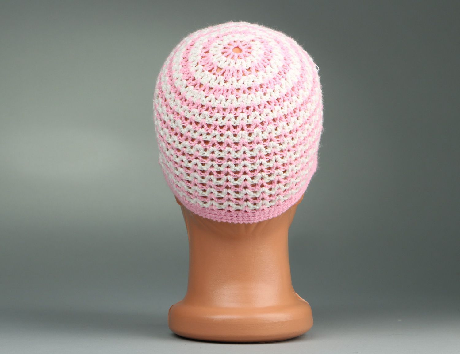 Children's pink hat photo 4