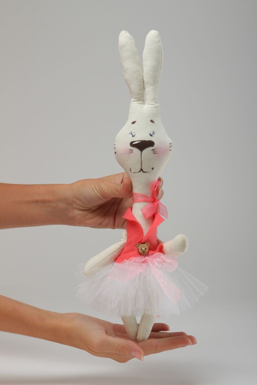 Juguete artesanal muñeco de peluche regalo original para coleccionar Conejo	 foto 5