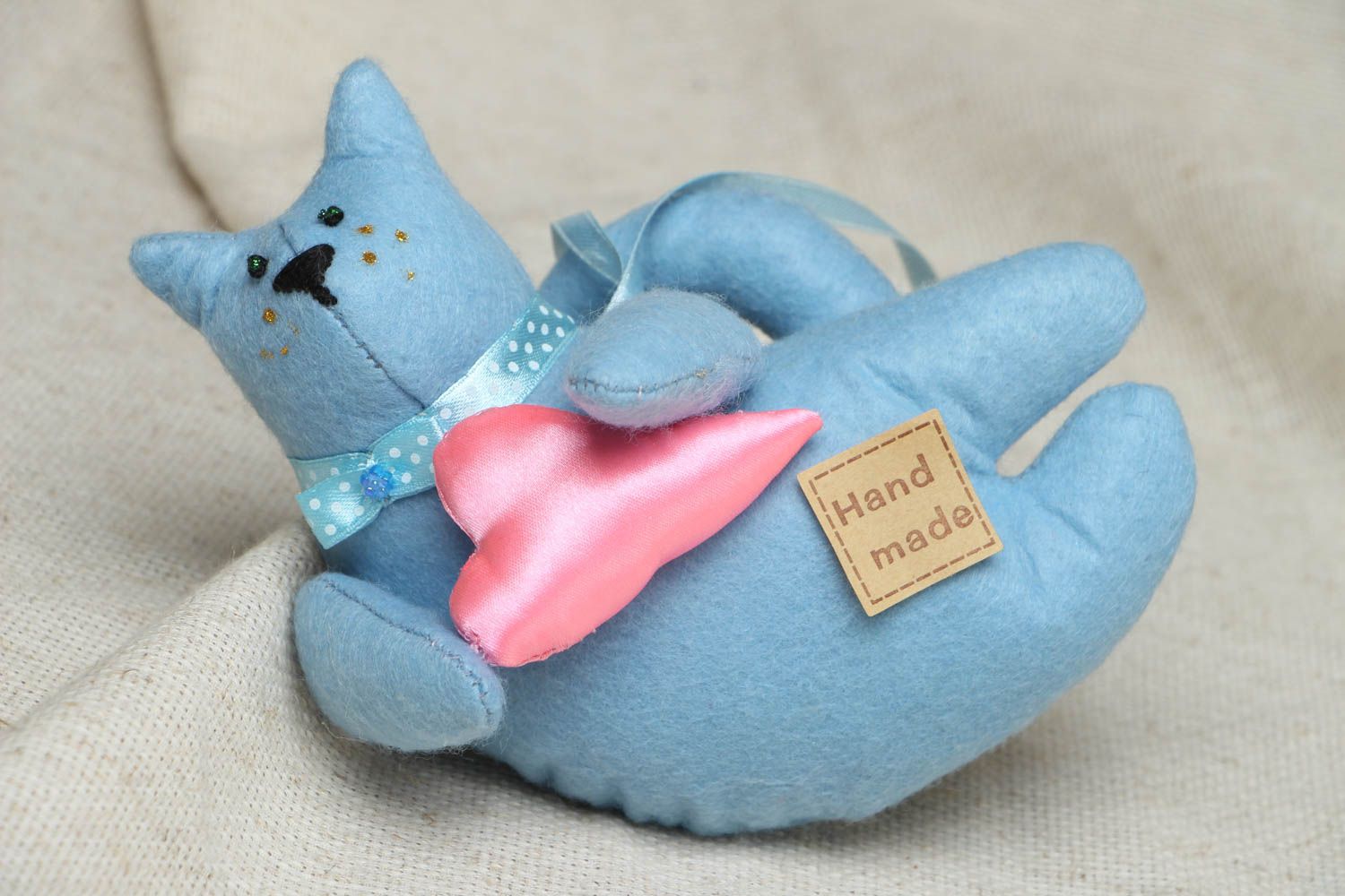 Мягкая игрушка в виде голубого кота фото 1