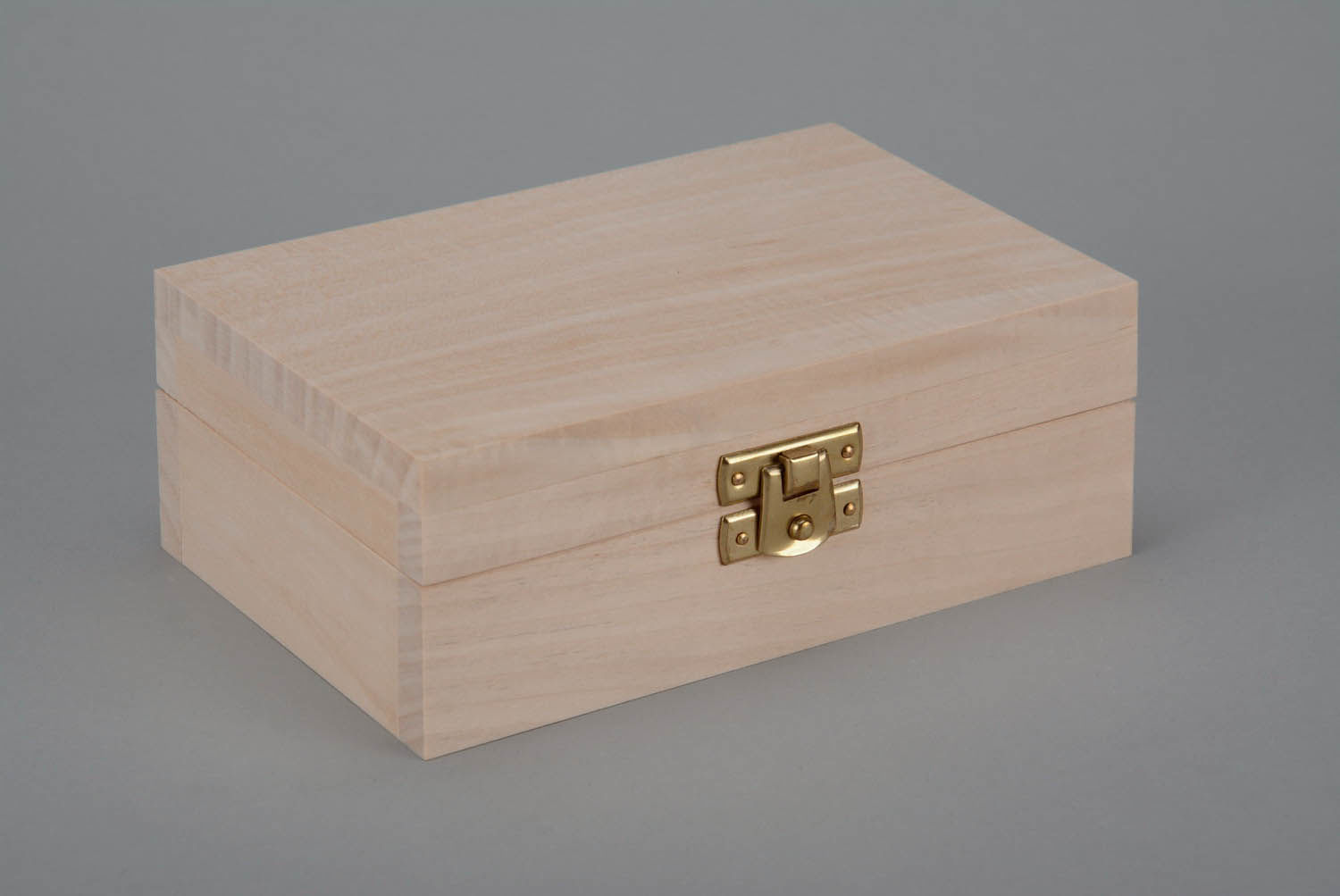The blank box with velvet trim photo 3