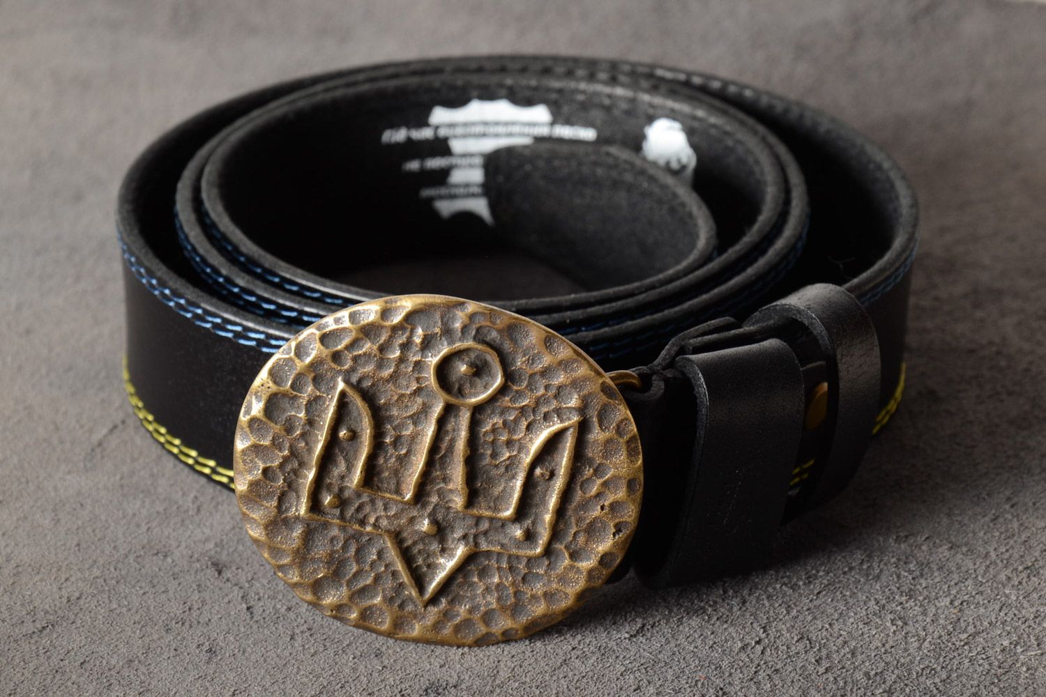 Handmade leather belt with metal buckle and embossed coat of arms of Ukraine photo 1