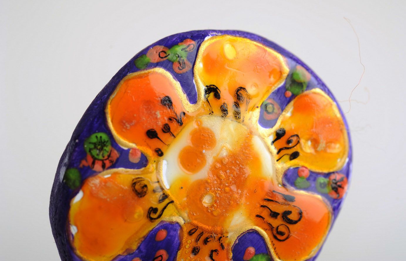 Handmade Anhänger aus Ton Orange Blume foto 1