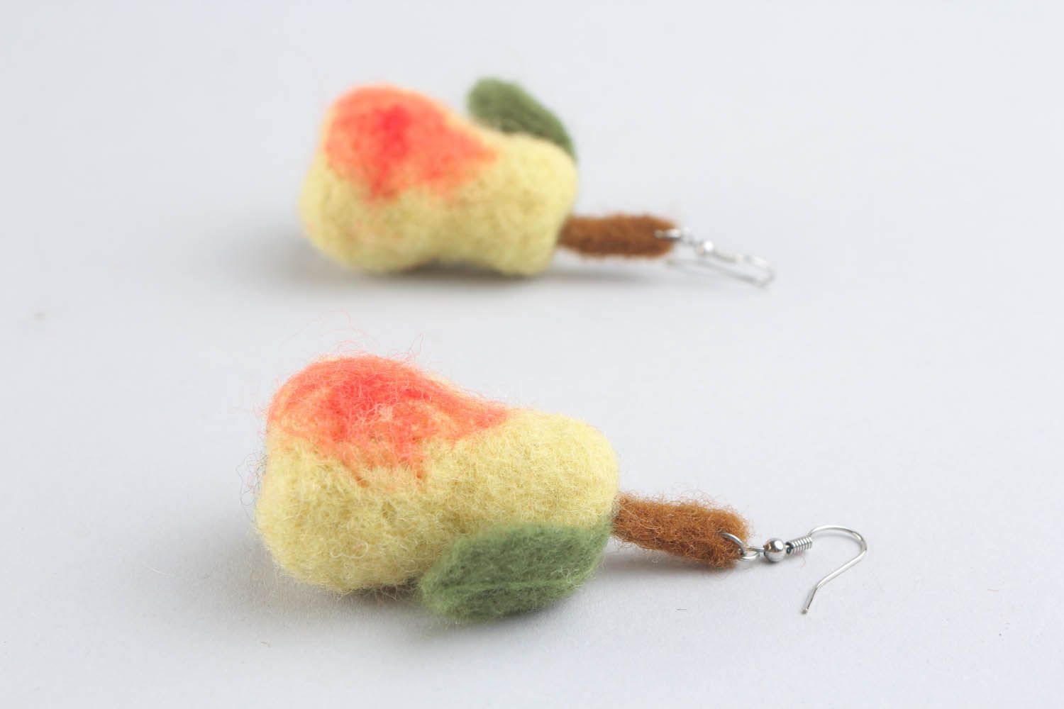 Wool earrings Pears photo 4
