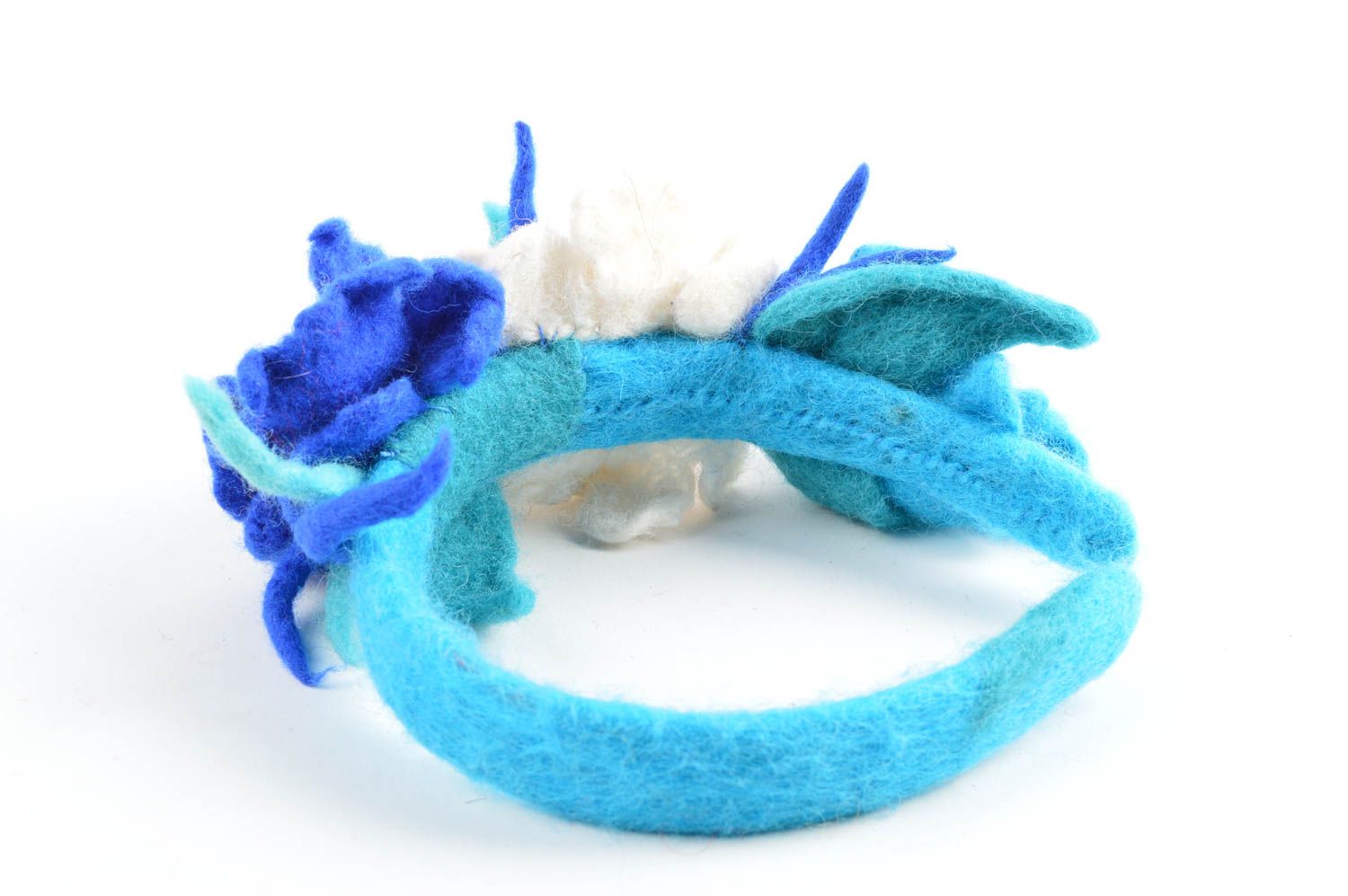 Serre-tête fleurs bleu blanc Bijou fait main laine plastique Accessoire cheveux photo 2