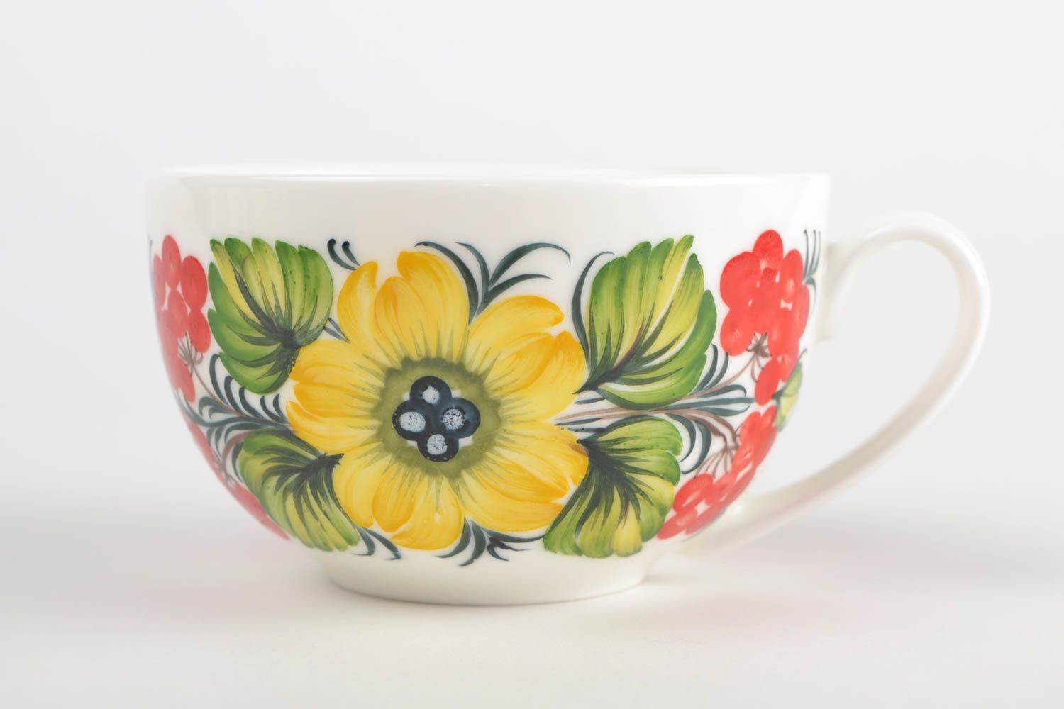 8,5 oz ceramic porcelain teacup with handle and floral design in Russian style 0,39 lb photo 3