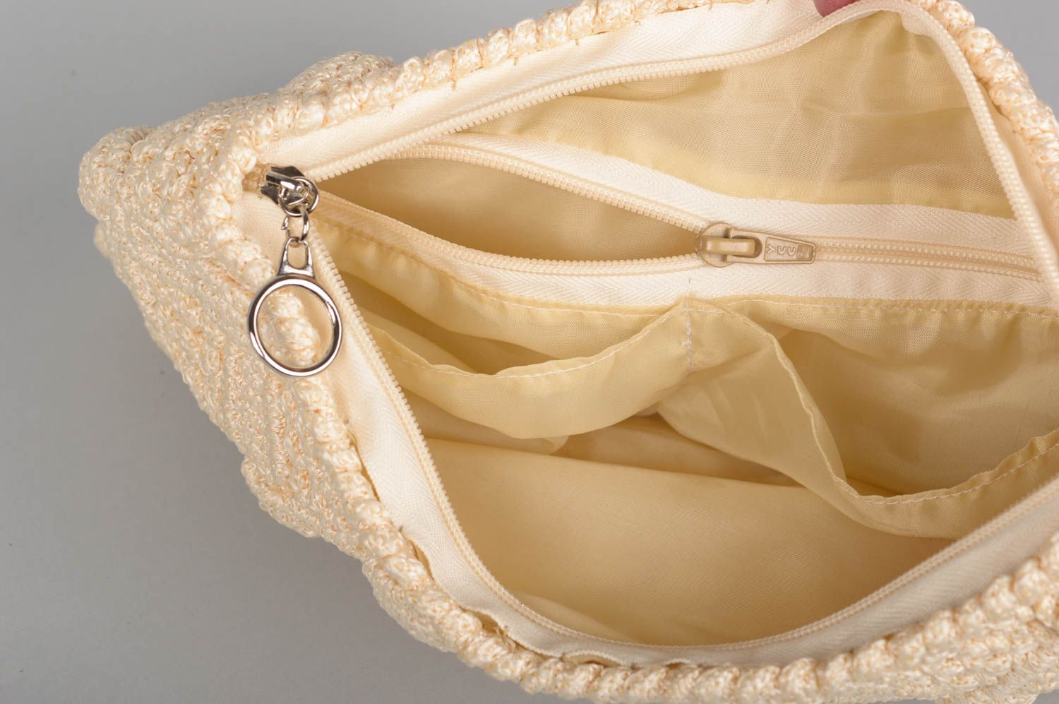 Сумка ручной работы сумочка клатч женская сумка белая в технике макраме фото 3