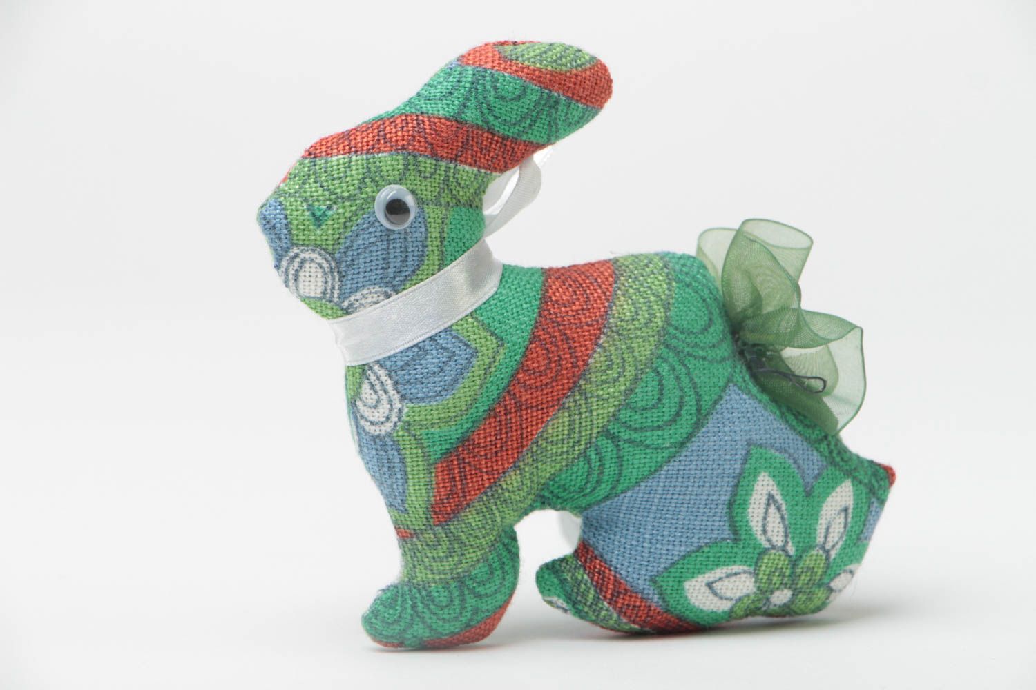 Мягкая игрушка ручной работы кролик из хлопка красивая яркая для детей фото 2