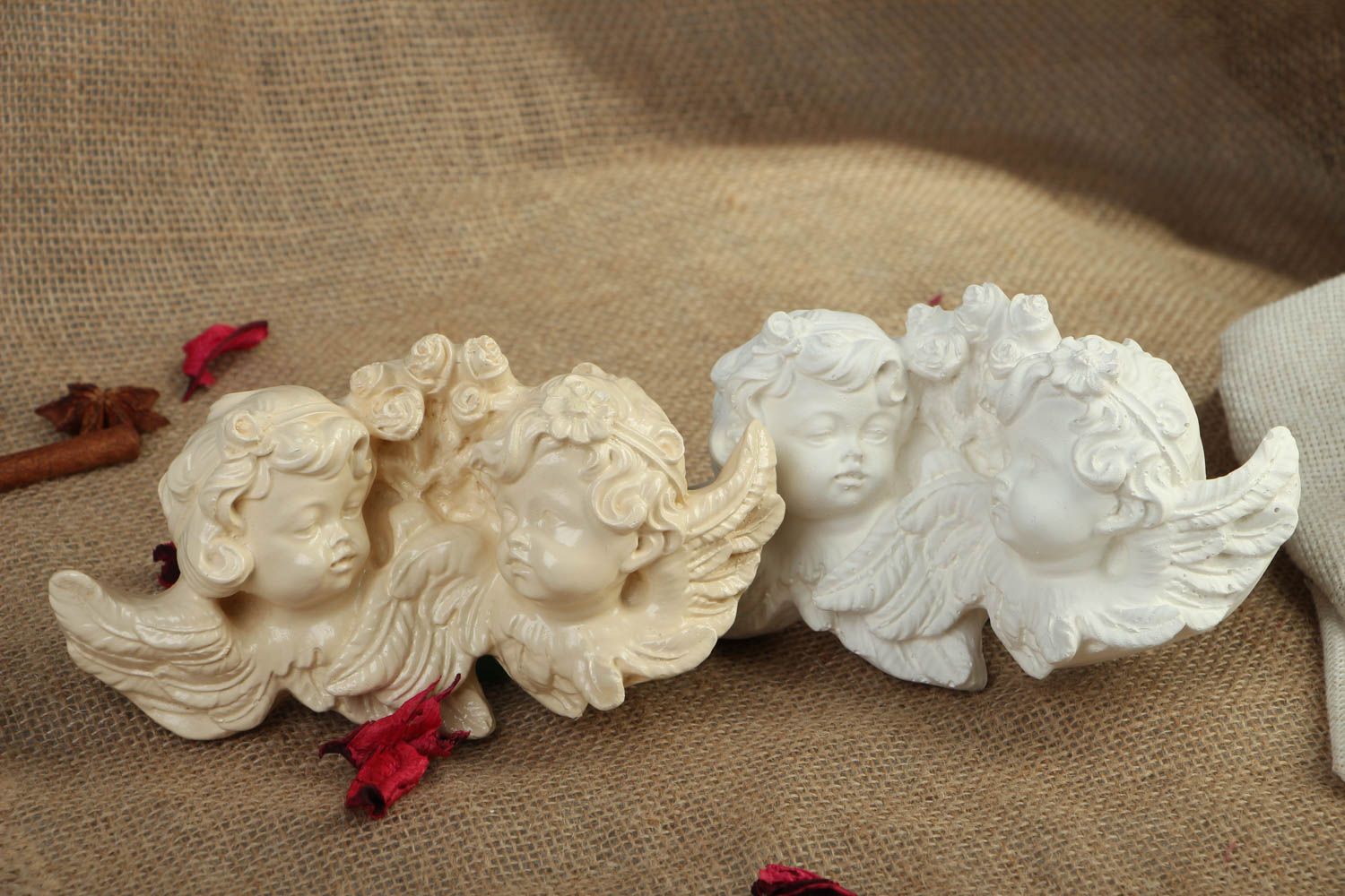 Plaster miniature Angels photo 5