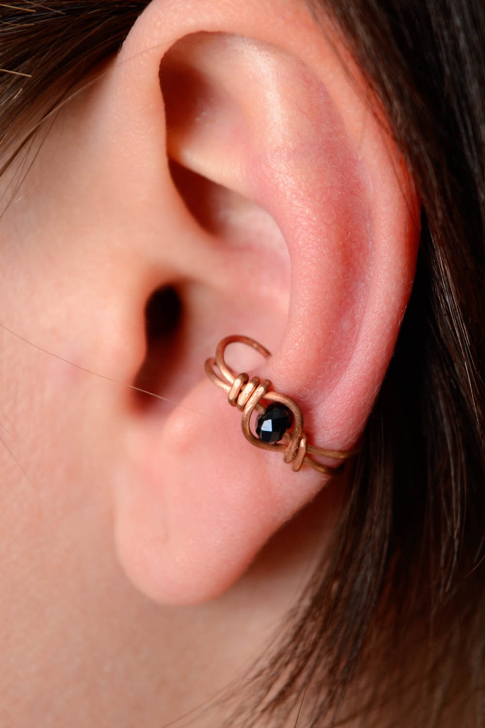 Ear cuff pequeño de cobre, alambrismo foto 5