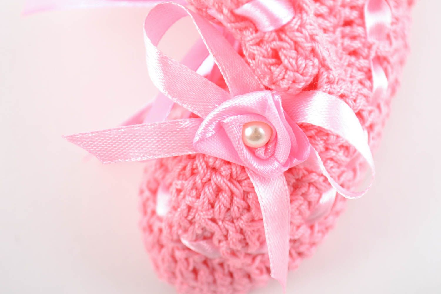 Handmade bright pink crocheted baby girl shoes with satin ribbons lacy booties photo 3