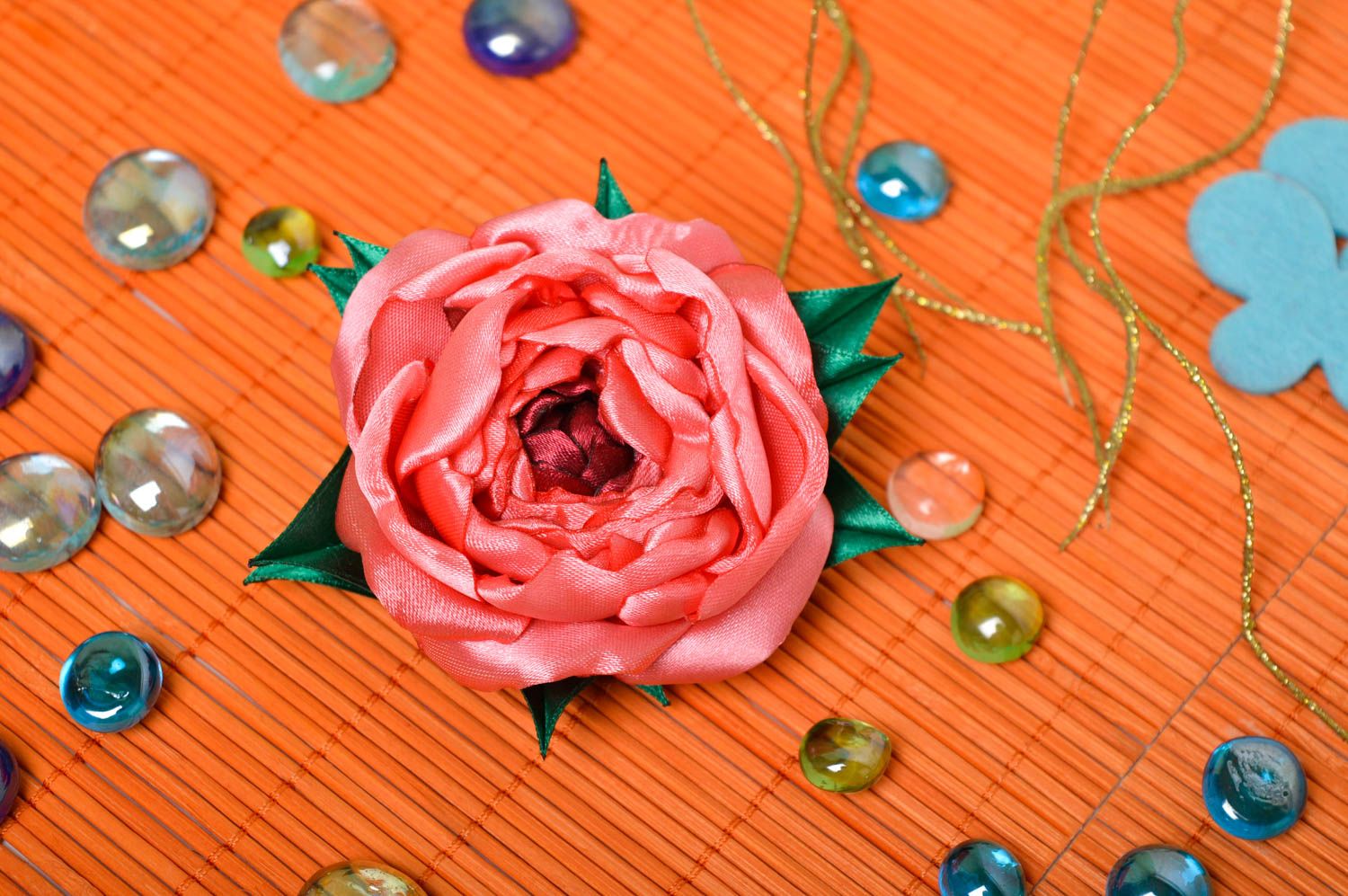 Pince cheveux faite main Barrette fleur rose en satin Accessoire pour fille photo 1