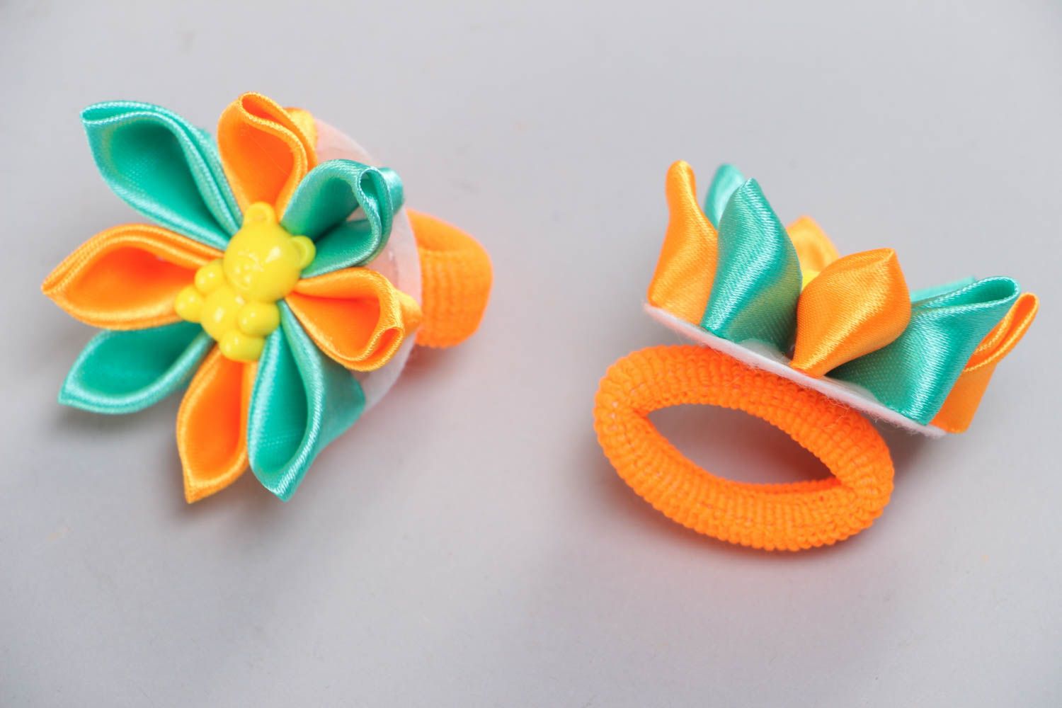 Set of 2 handmade decorative hair ties with orange and green satin ribbon flowers photo 3