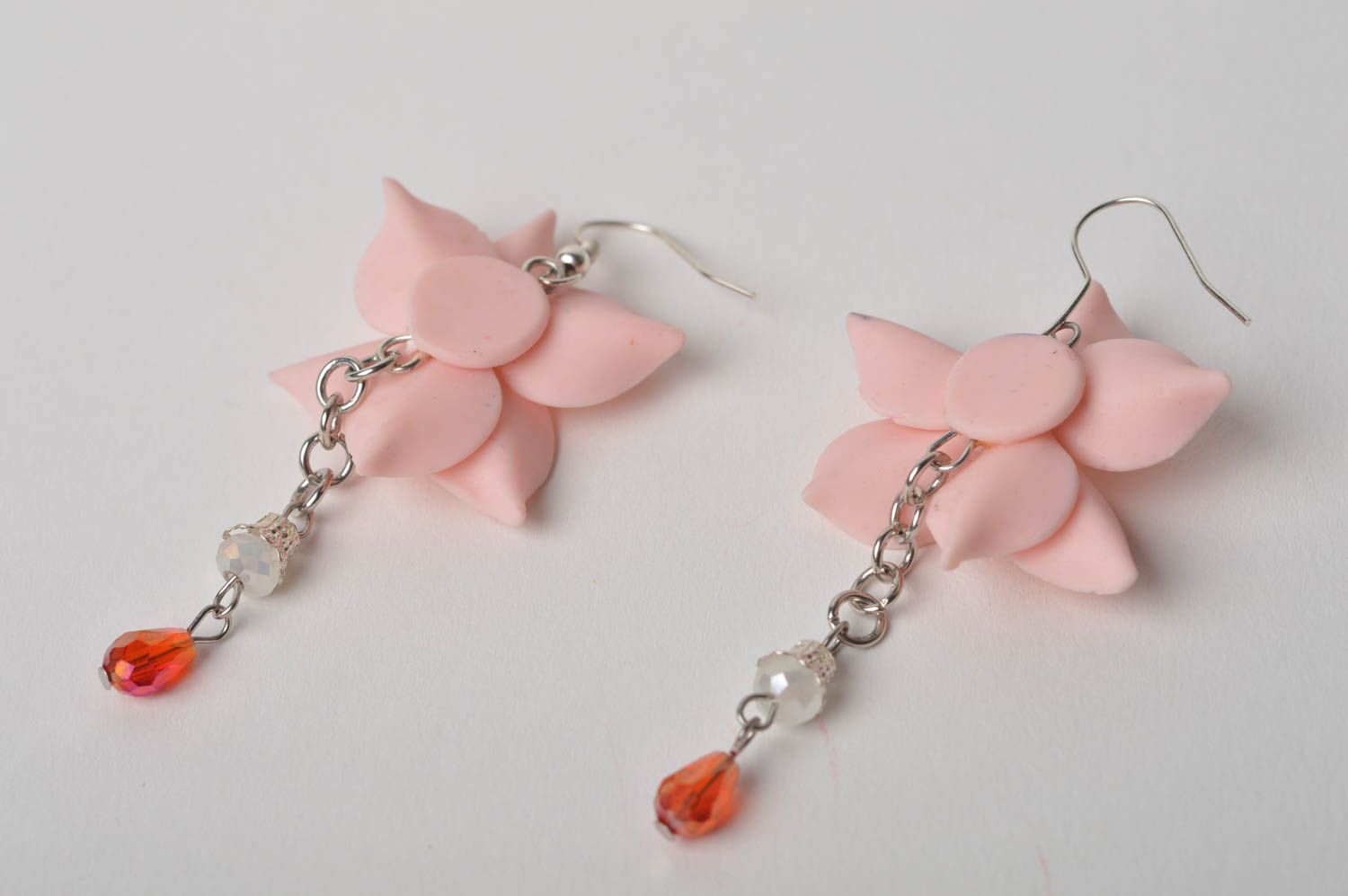 Boucles d'oreilles pendantes Bijou fait main fleurs roses délicates Cadeau femme photo 5