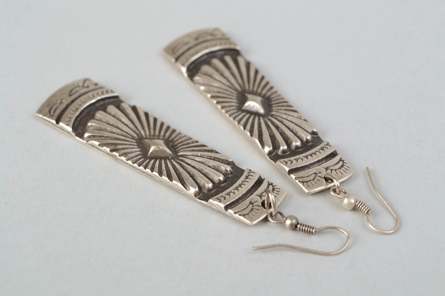 Handmade designer metal earrings photo 4
