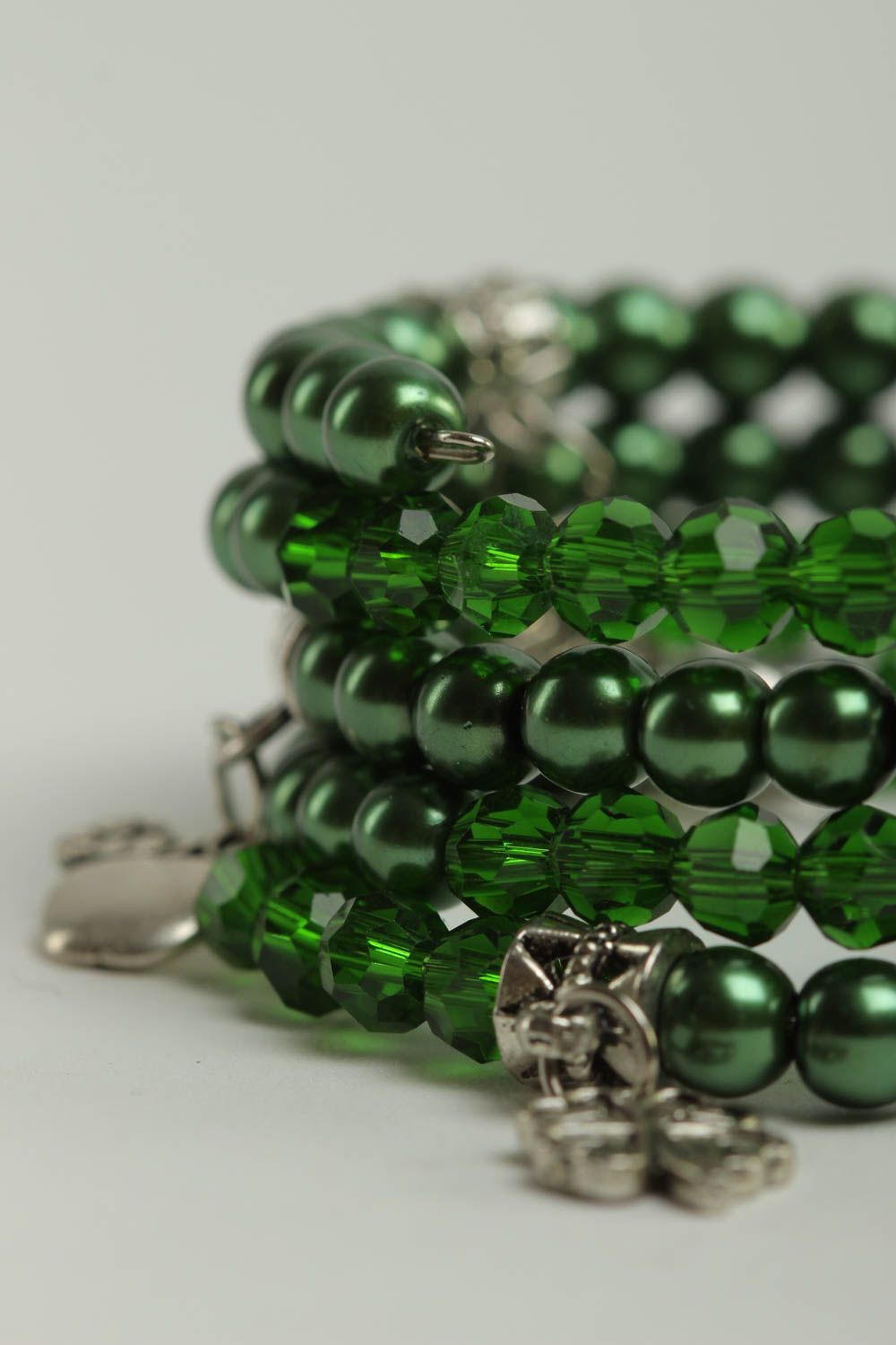 Bracelet perles fantaisie vert Bijou fait main spirale Accessoire femme photo 4