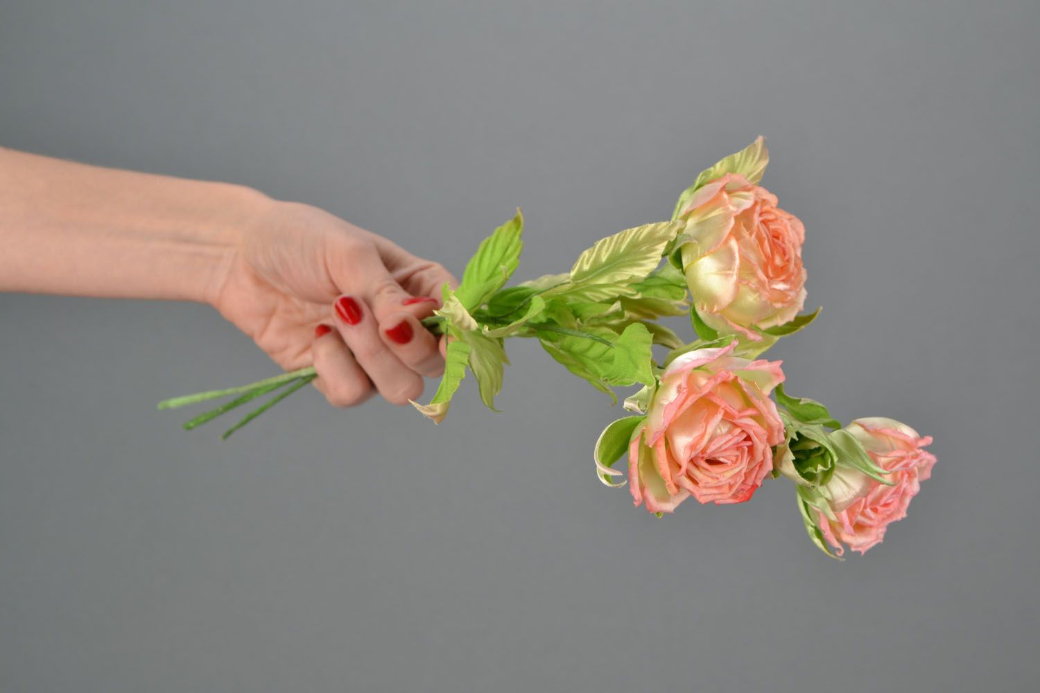 Roses artificielles mariage décoration faites main photo 2