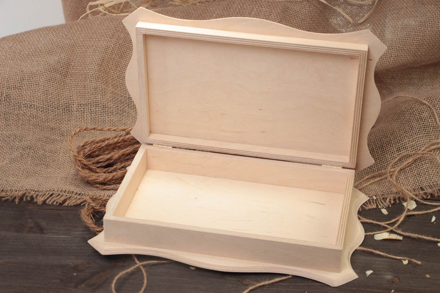 Boîte rectangulaire en bois brut pour serviettage ou à peindre faite main photo 1