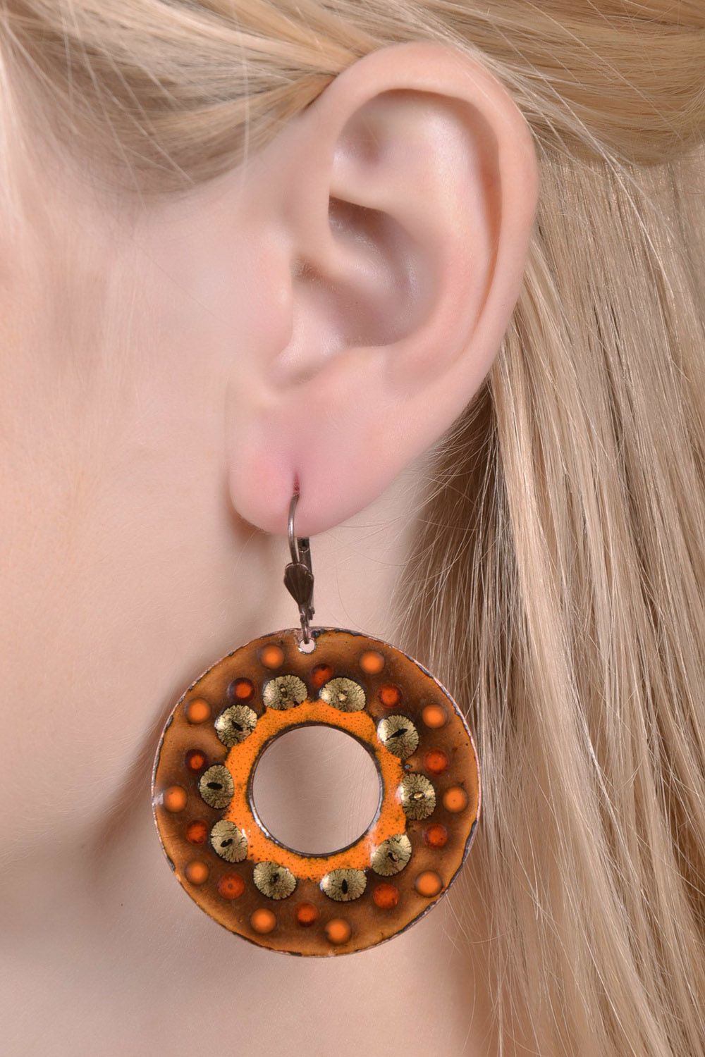 Round earrings made ​​of copper photo 4