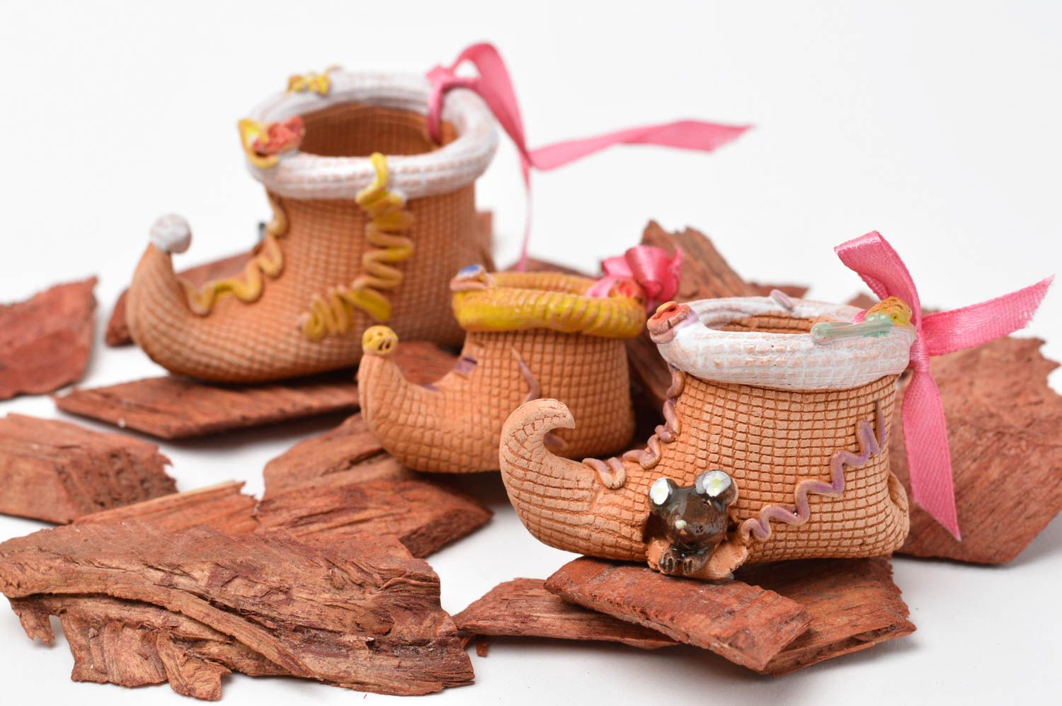 Handarbeit grelle Keramik Deko Figuren aus Ton Keramik Schuhe Miniatur Figuren foto 1