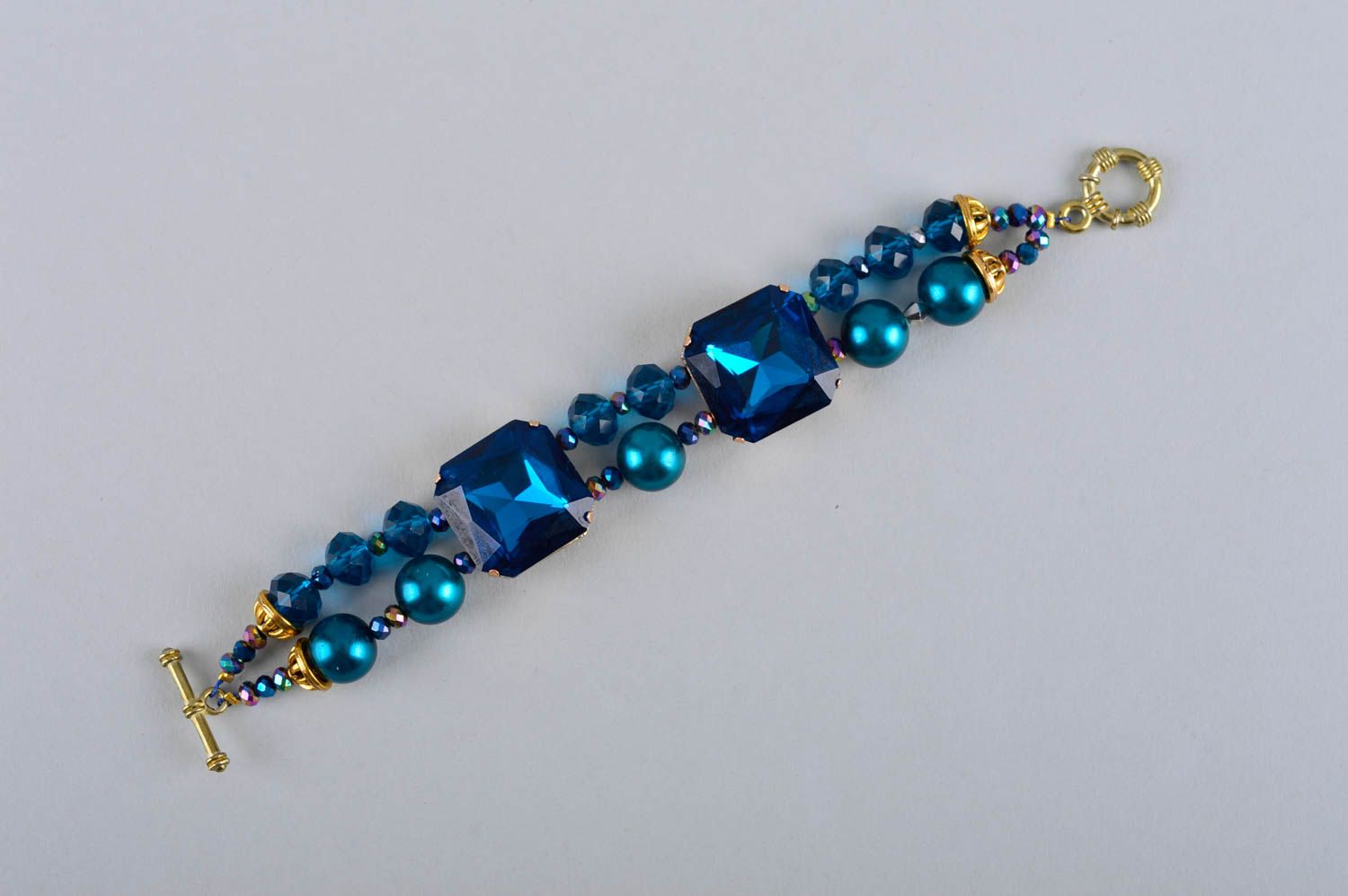 Bracelet bleu Bijou fait main large fausses perles cristaux strass Cadeau femme photo 4