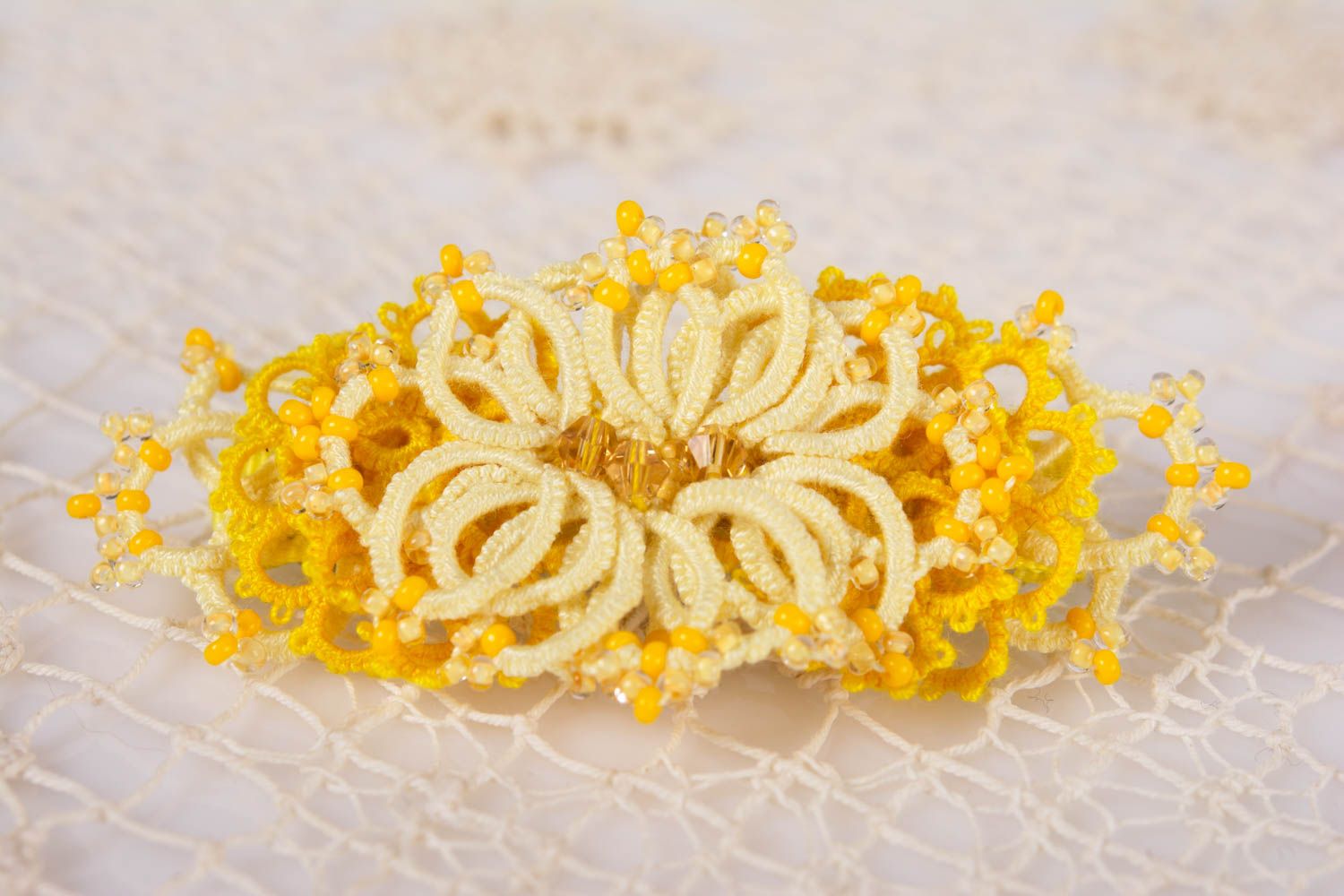 Handmade Haarspange in Gelb Occhi Technik mit Glasperlen ajour Schmuck  foto 4