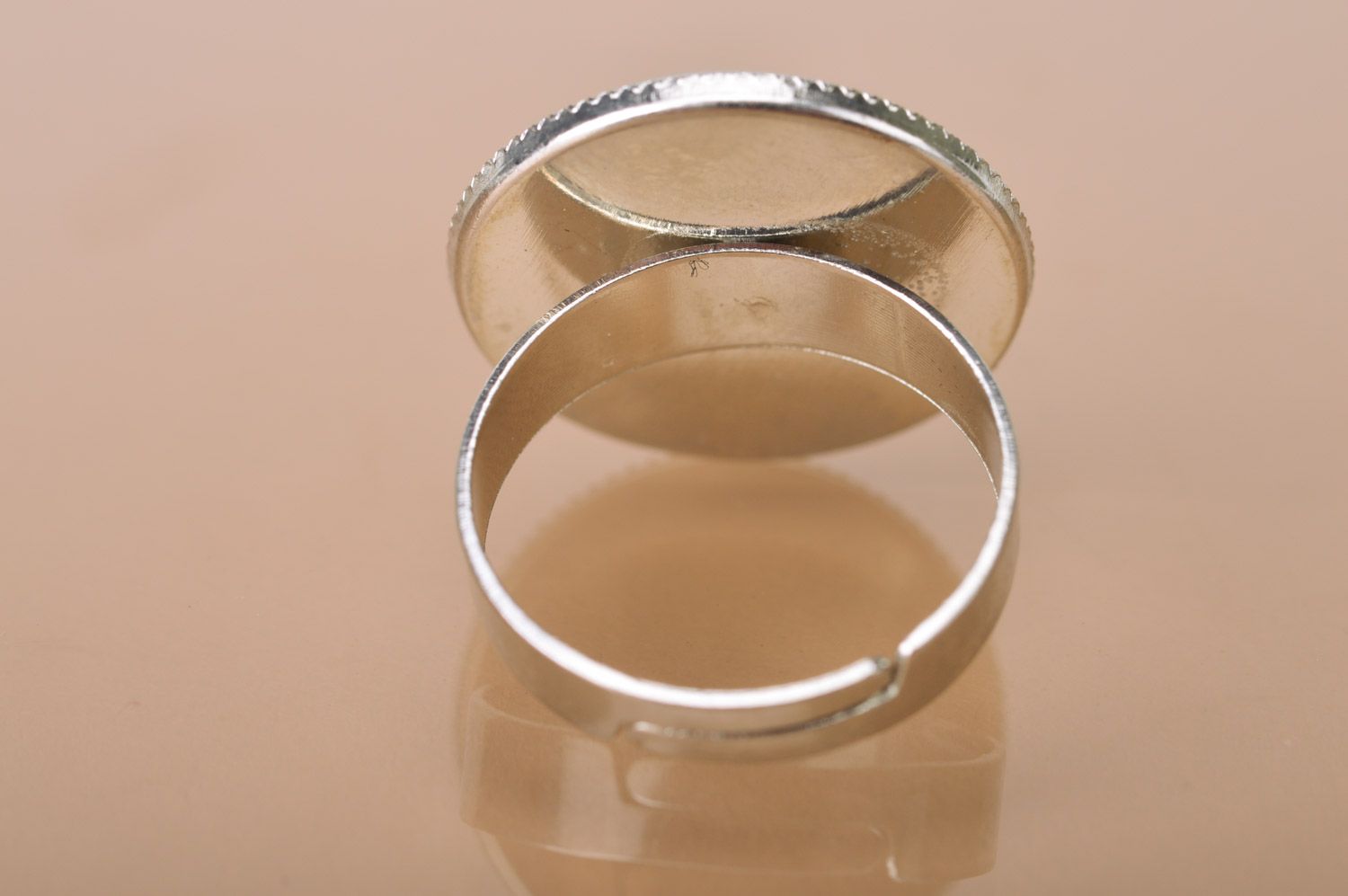 Кольцо с принтом ручной работы круглое черно-белое для женщин авторское Листочки фото 5