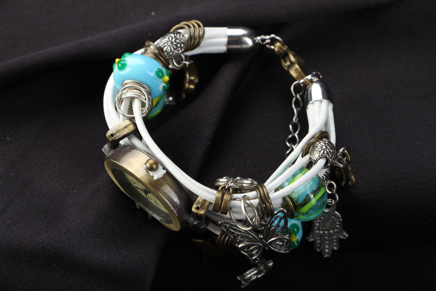Montre-bracelet femme faite main originale accessoire pratique et original photo 2