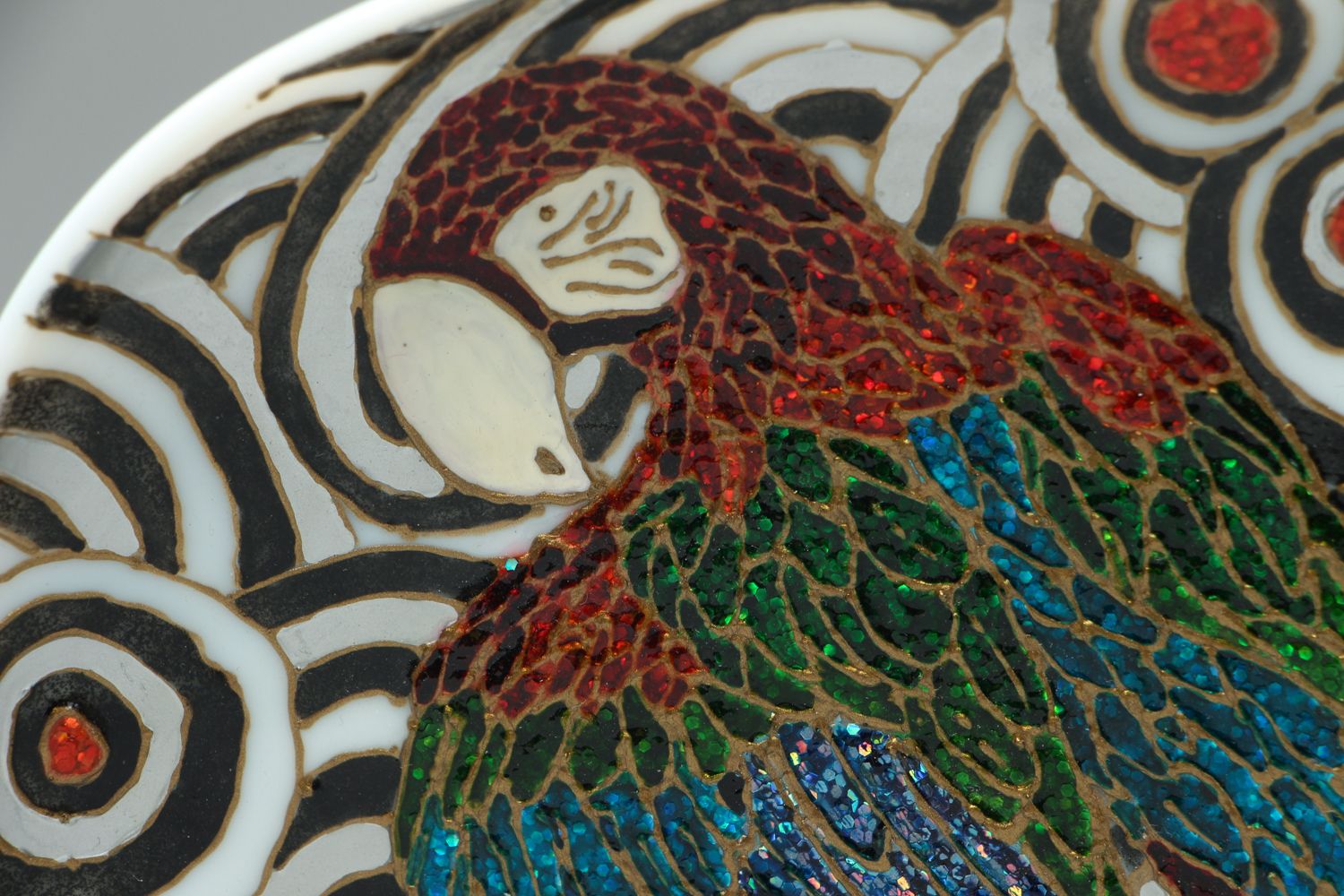 Декоративная стеклянная тарелка с витражной росписью Попугай фото 2