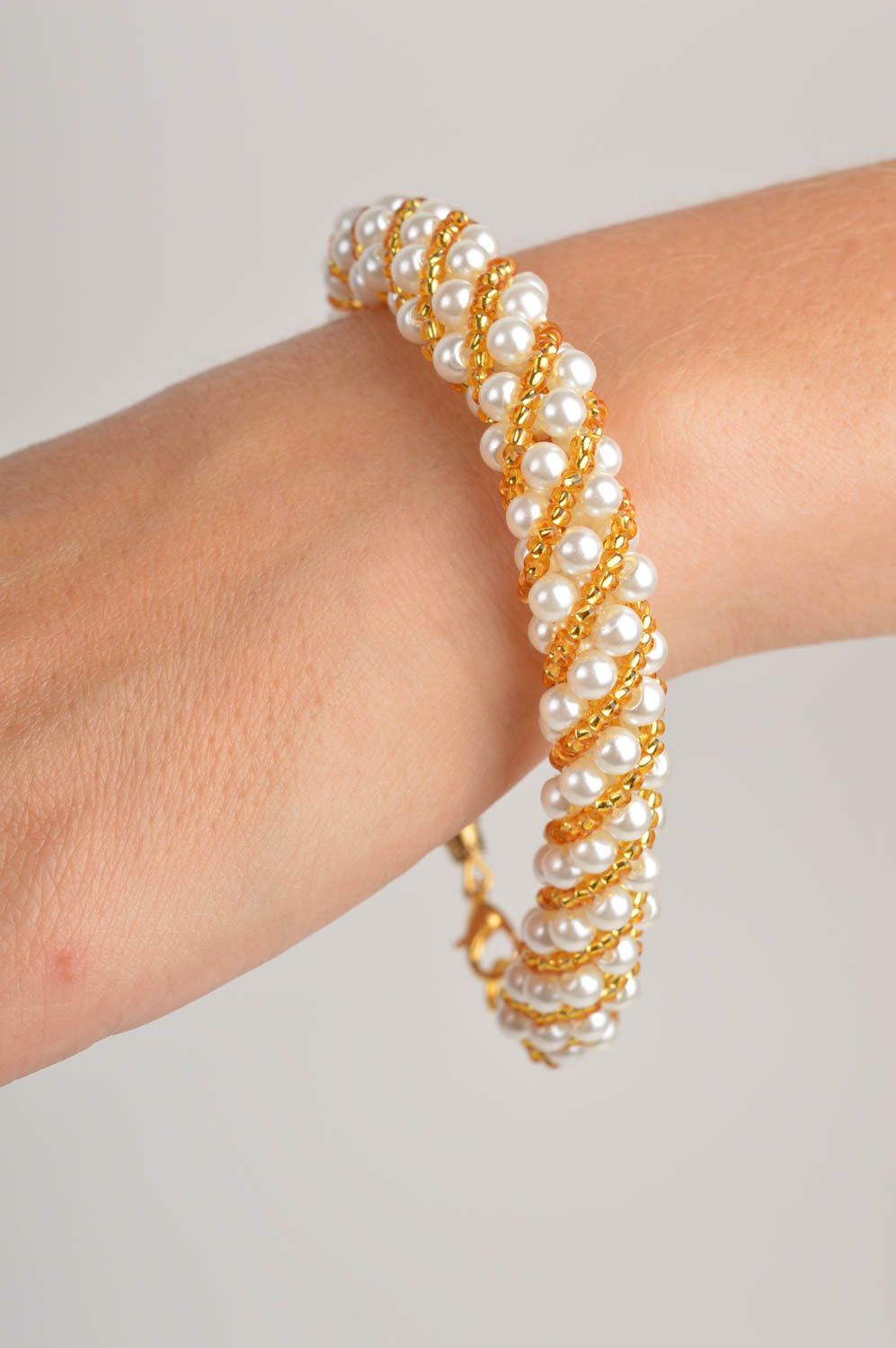 White and gold color handmade beaded cord adjustable bracelet for women photo 5