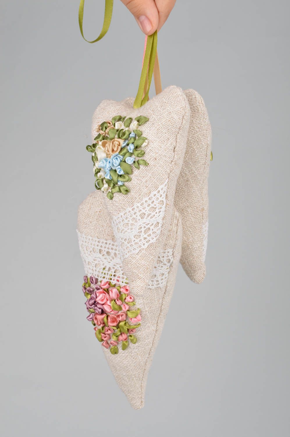 Set of 3 handmade designer heart shaped fabric sachet pillows with aroma photo 3
